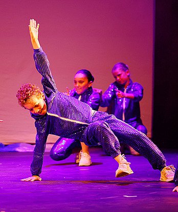 Clubs   street dance 